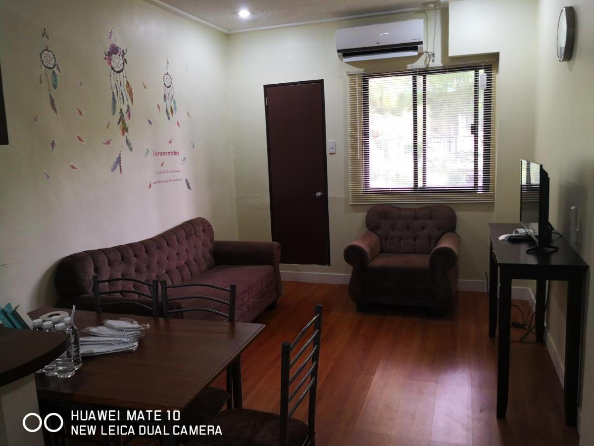 Casa Saudade Condotels And Transient Rooms Olongapo Exterior foto