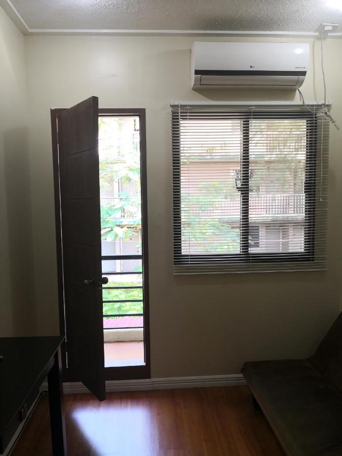 Casa Saudade Condotels And Transient Rooms Olongapo Exterior foto