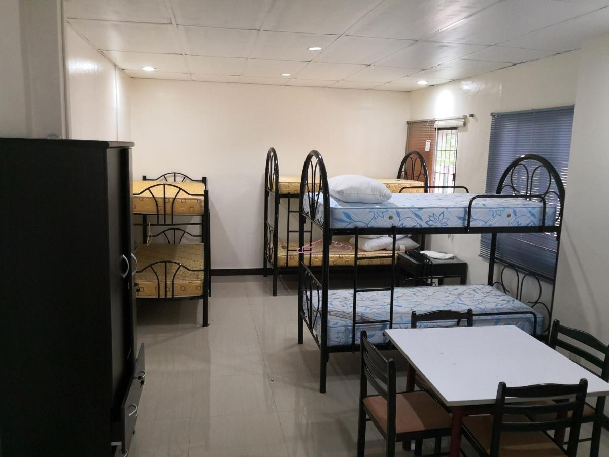 Casa Saudade Condotels And Transient Rooms Olongapo Exterior foto