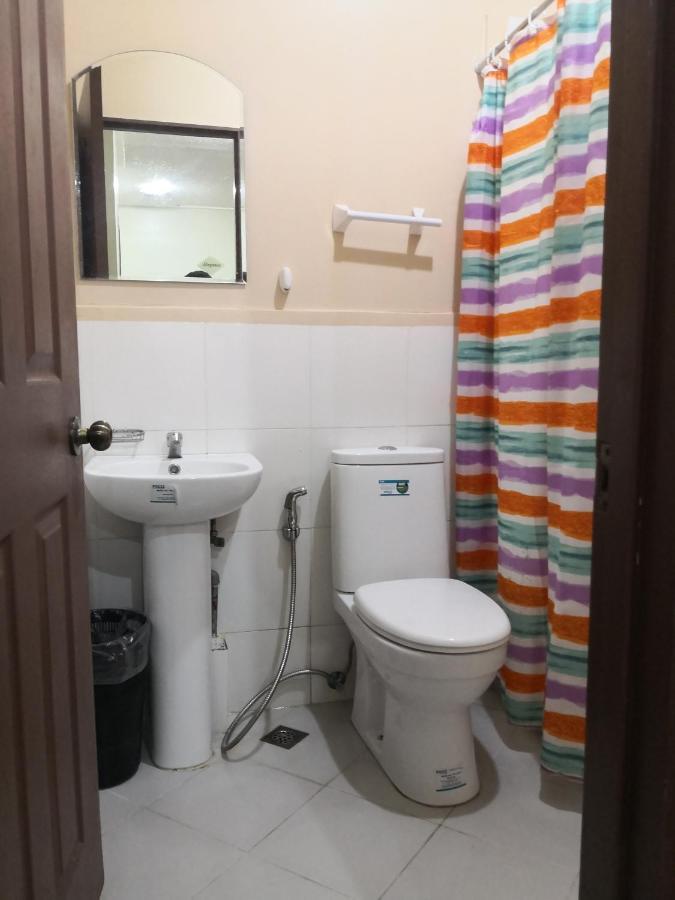 Casa Saudade Condotels And Transient Rooms Olongapo Exterior foto