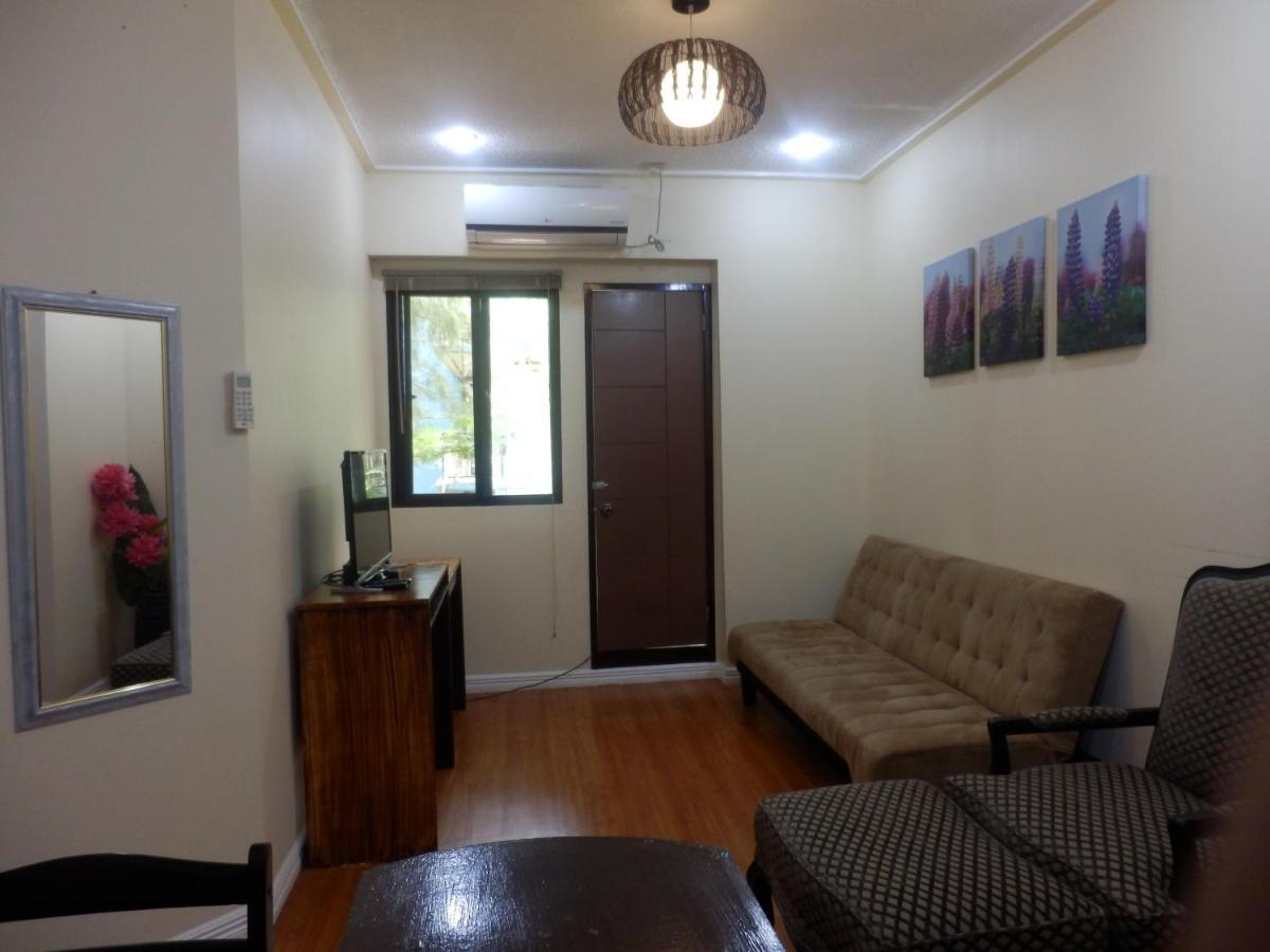 Casa Saudade Condotels And Transient Rooms Olongapo Exterior foto